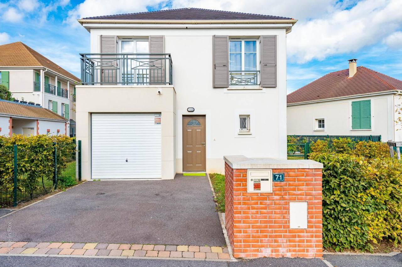 Gite La Villa Omagny Paris Marne-La-Vallee Exteriör bild