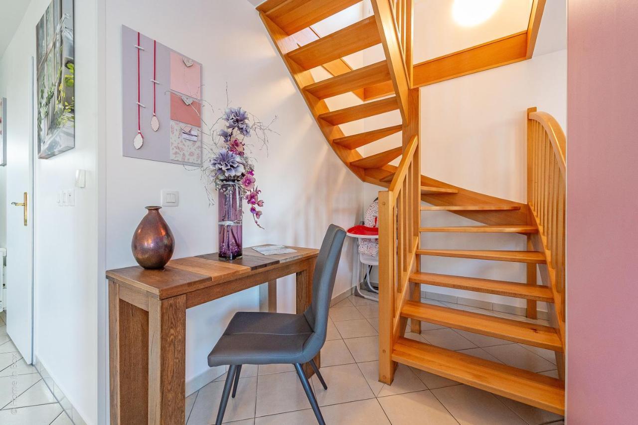 Gite La Villa Omagny Paris Marne-La-Vallee Exteriör bild